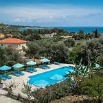 Anemona B كاتيليوس
